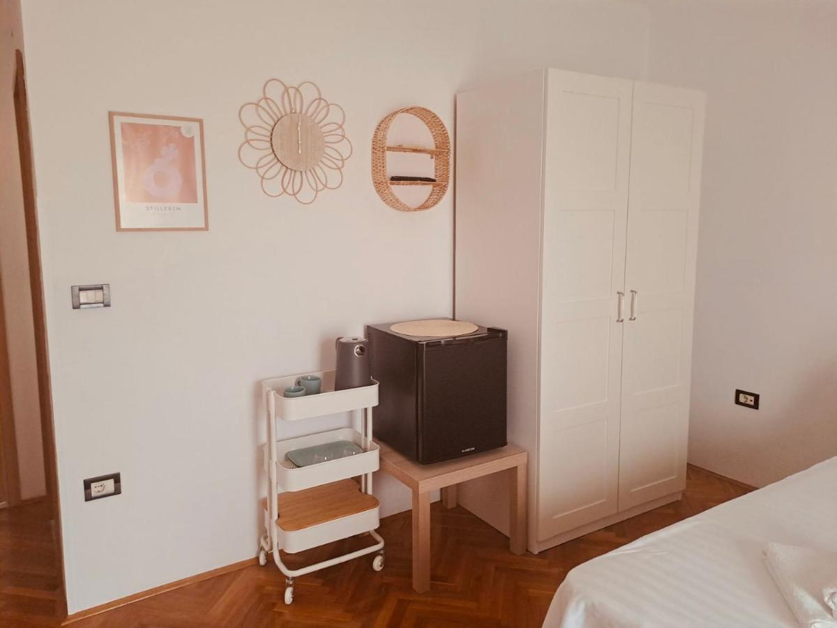 Guests House Dali Hotel Rovinj Exterior foto